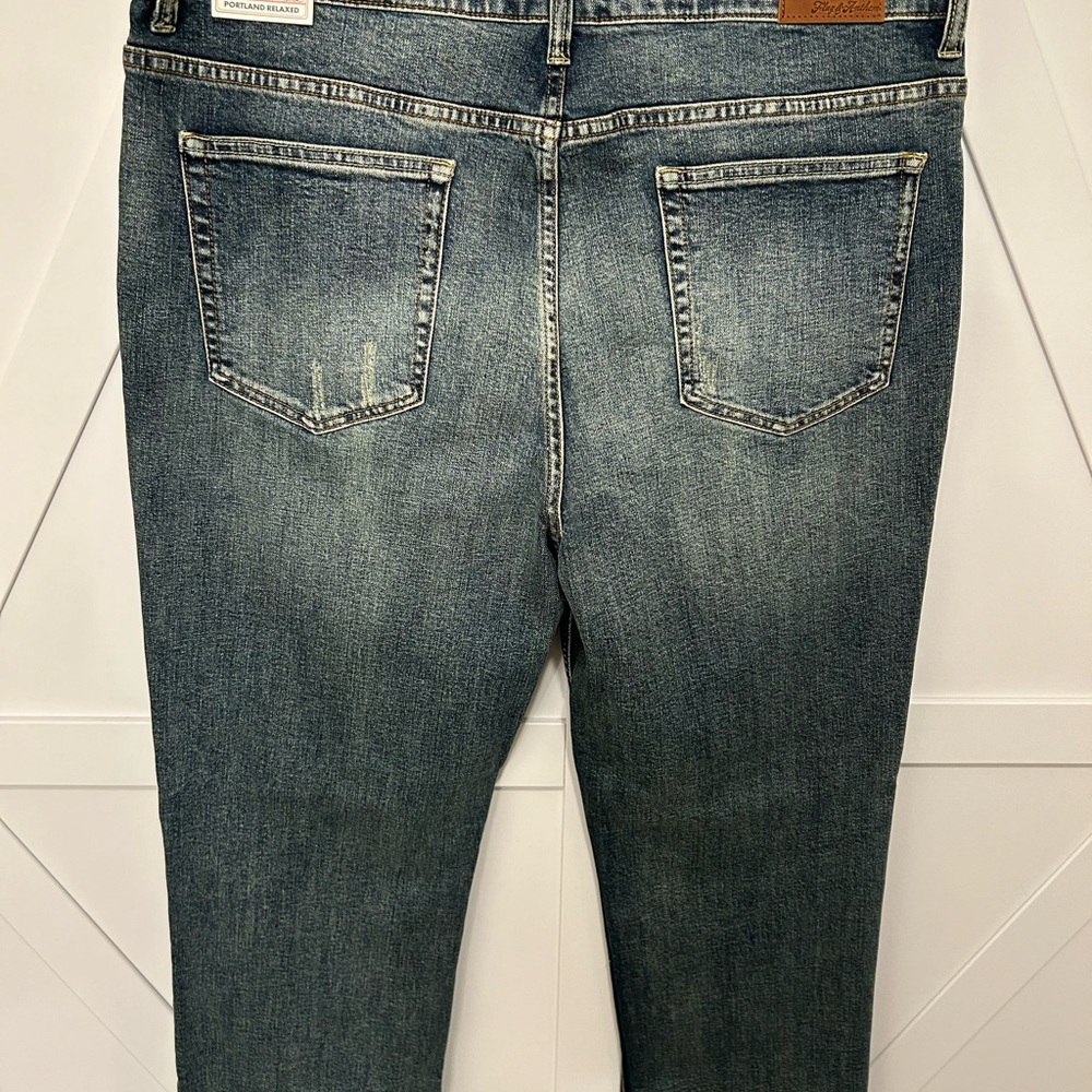 NWT Flag & Anthem relaxed stretch jeans size 38x32
